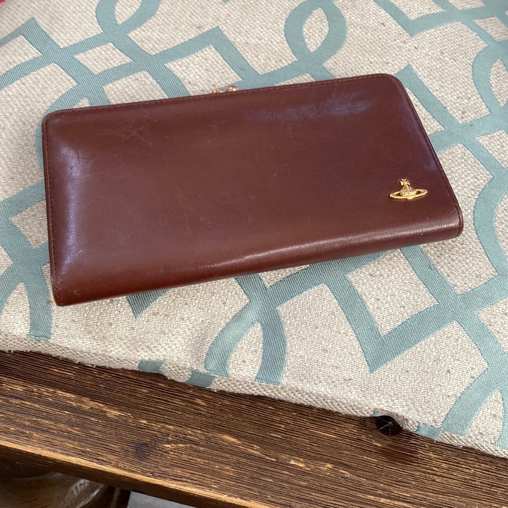 Vivienne Westwood Long Kiss Lick Wallet